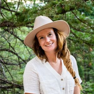 Meet your Posher, Mackenzie